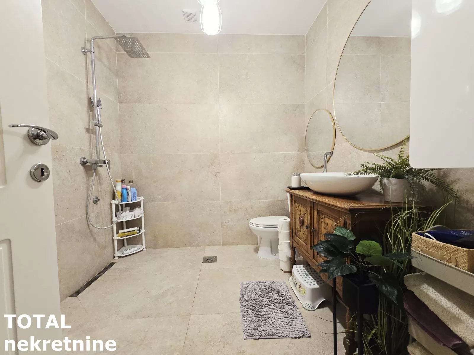 Stan,NOVI SAD,GRBAVICA,kv: 145.00, € 300000, ID: 1101375 11