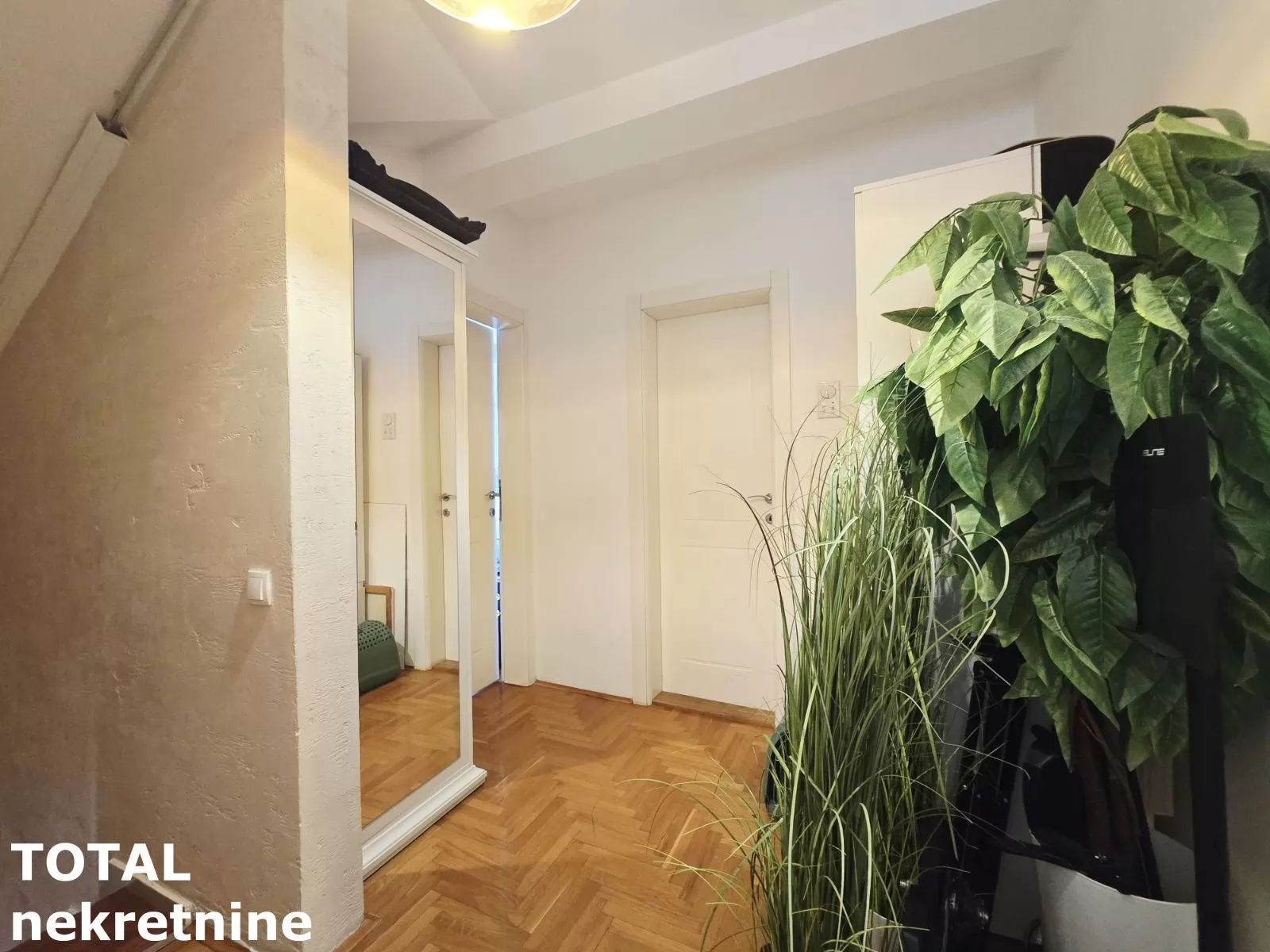 Stan,NOVI SAD,GRBAVICA,kv: 145.00, € 300000, ID: 1101375 5