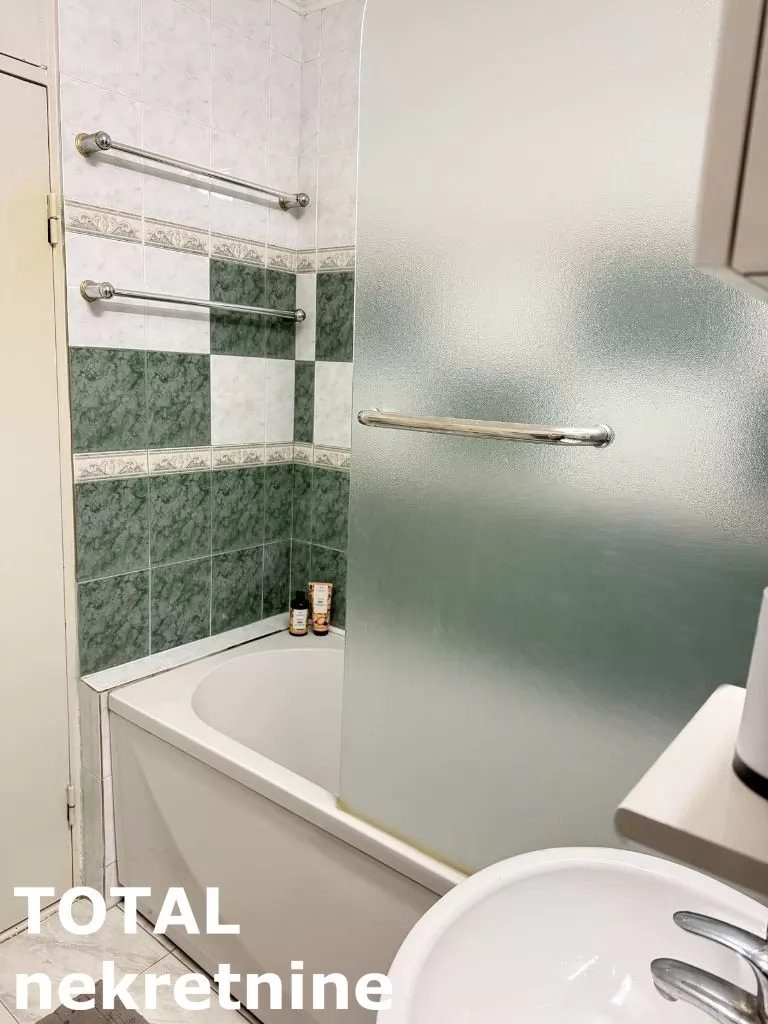 Stan,NOVI SAD,LIMAN 4,kv: 78.00, € 240000, ID: 1102198 12