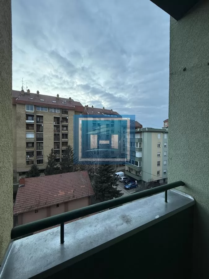 Stan u centru grada !!! Odlična ponuda 8