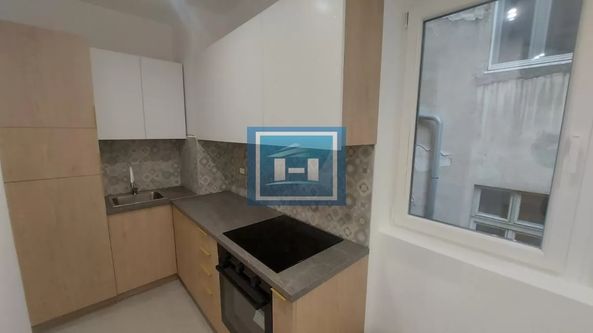 Stan za izdavanje, 1 spavaća soba, centar 3