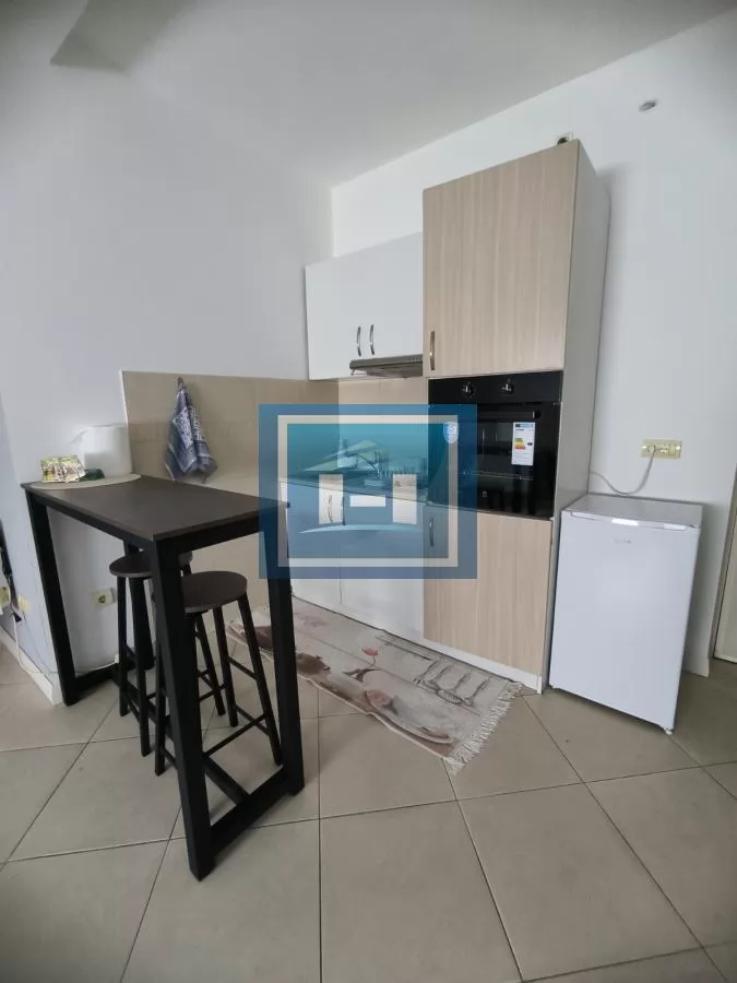 Super funkcionalan stan za izdavanje! 5