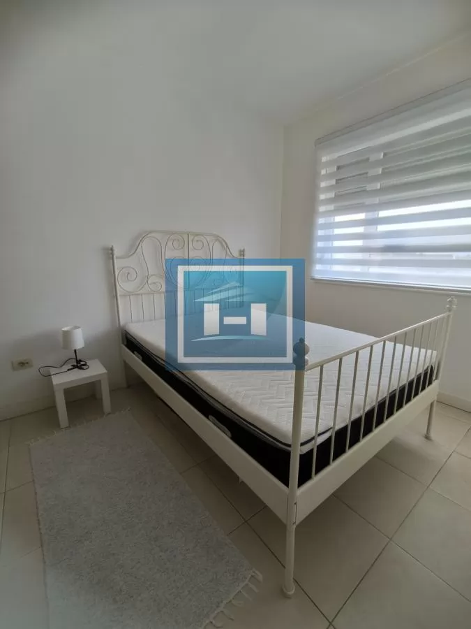 Super funkcionalan stan za izdavanje! 8