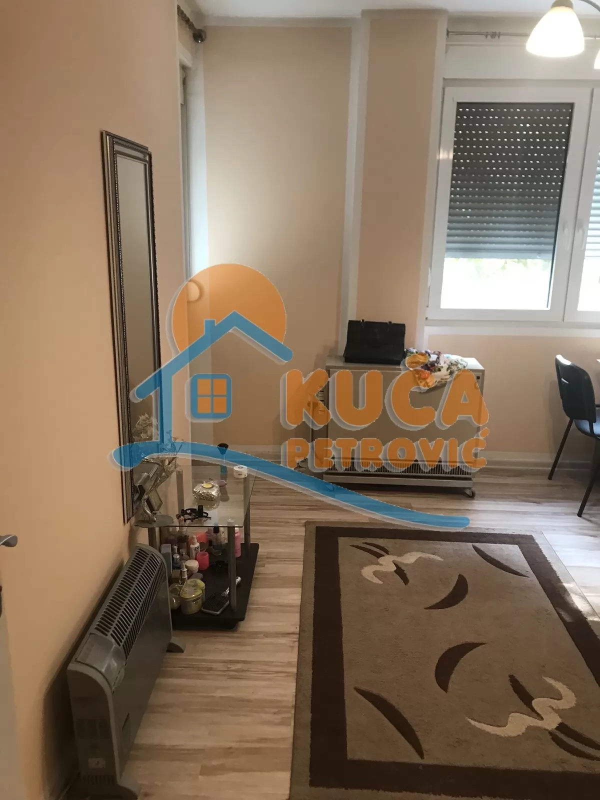 Trosoban stan, 60 m2, Centar, Generala Milojka Lešjanina ID: i-015770 1