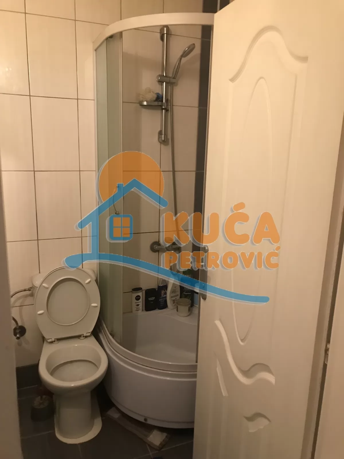 Trosoban stan, 60 m2, Centar, Generala Milojka Lešjanina ID: i-015770 10