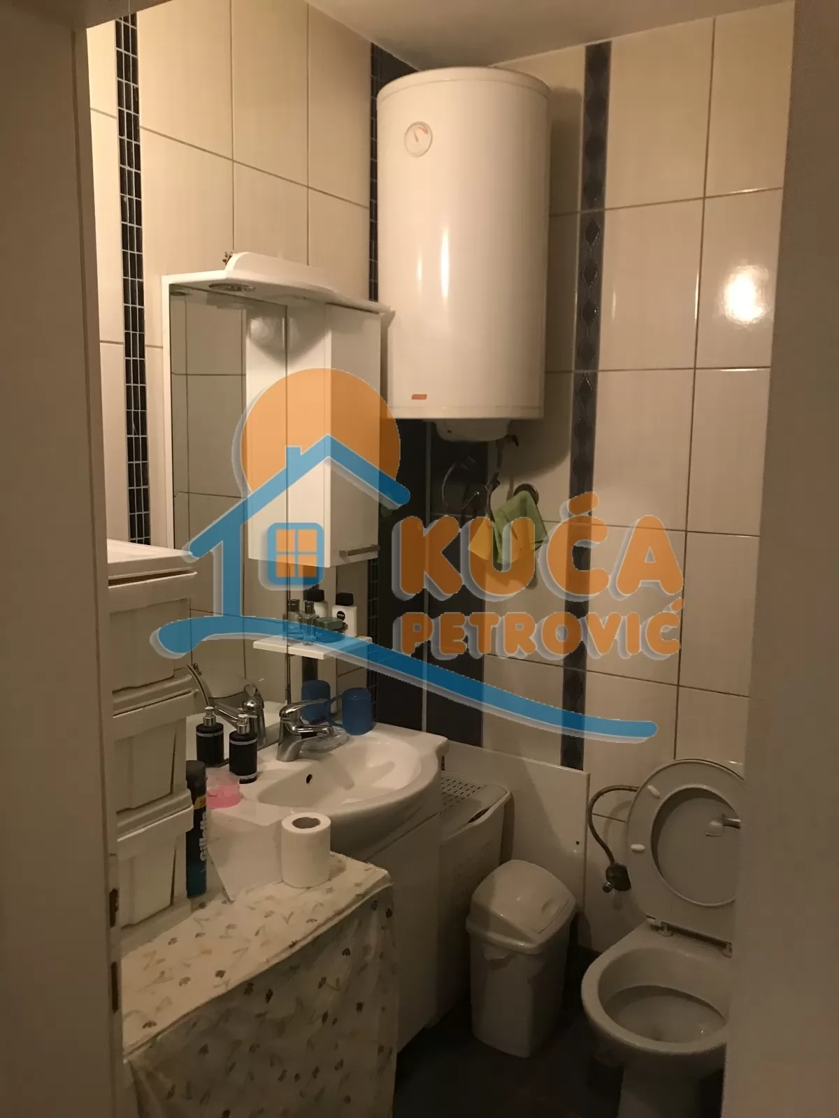 Trosoban stan, 60 m2, Centar, Generala Milojka Lešjanina ID: i-015770 11