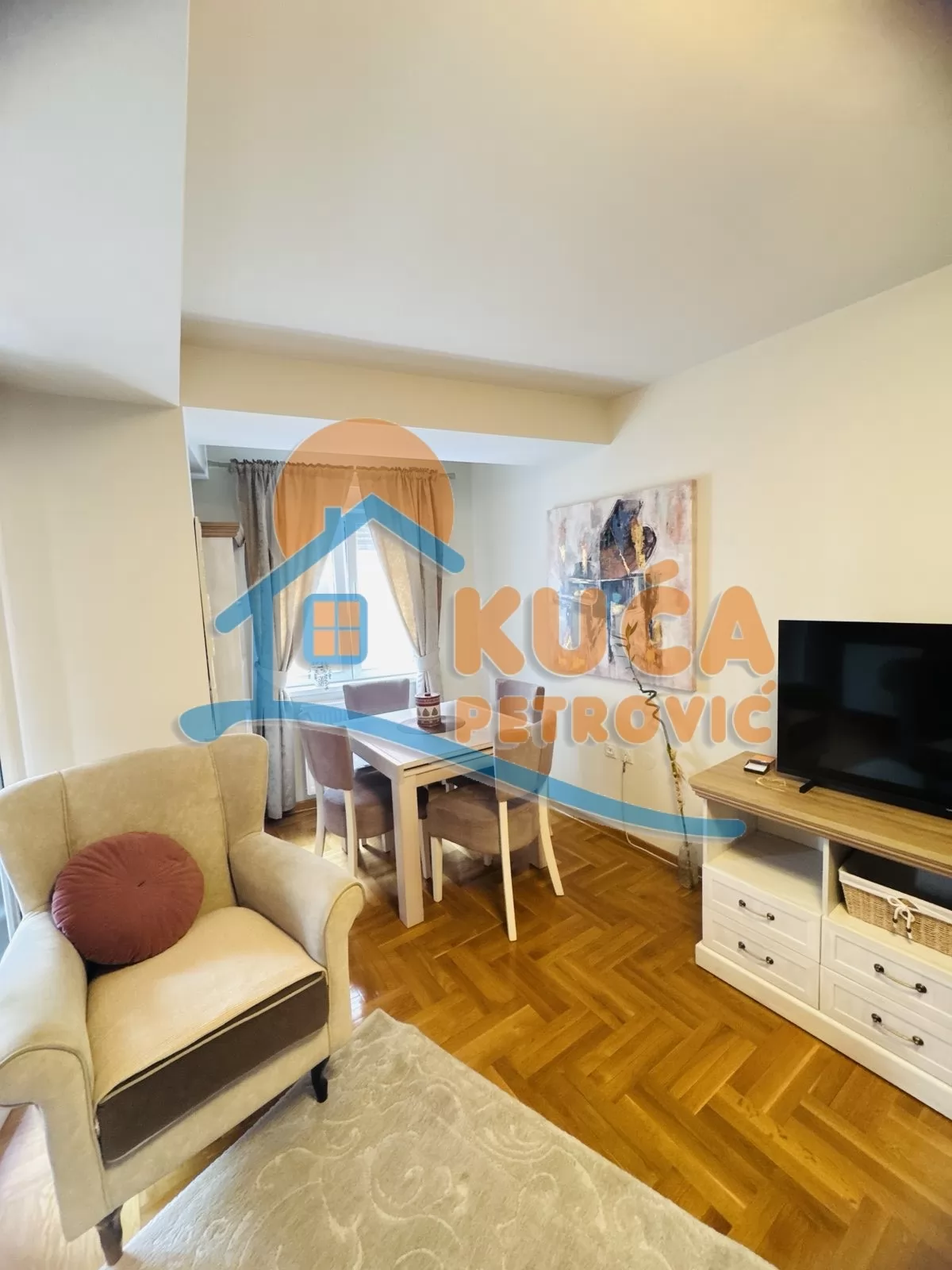 Trosoban stan, 64 m2, Obilićev Venac, Stevana Nemanje ID: i-015765 2