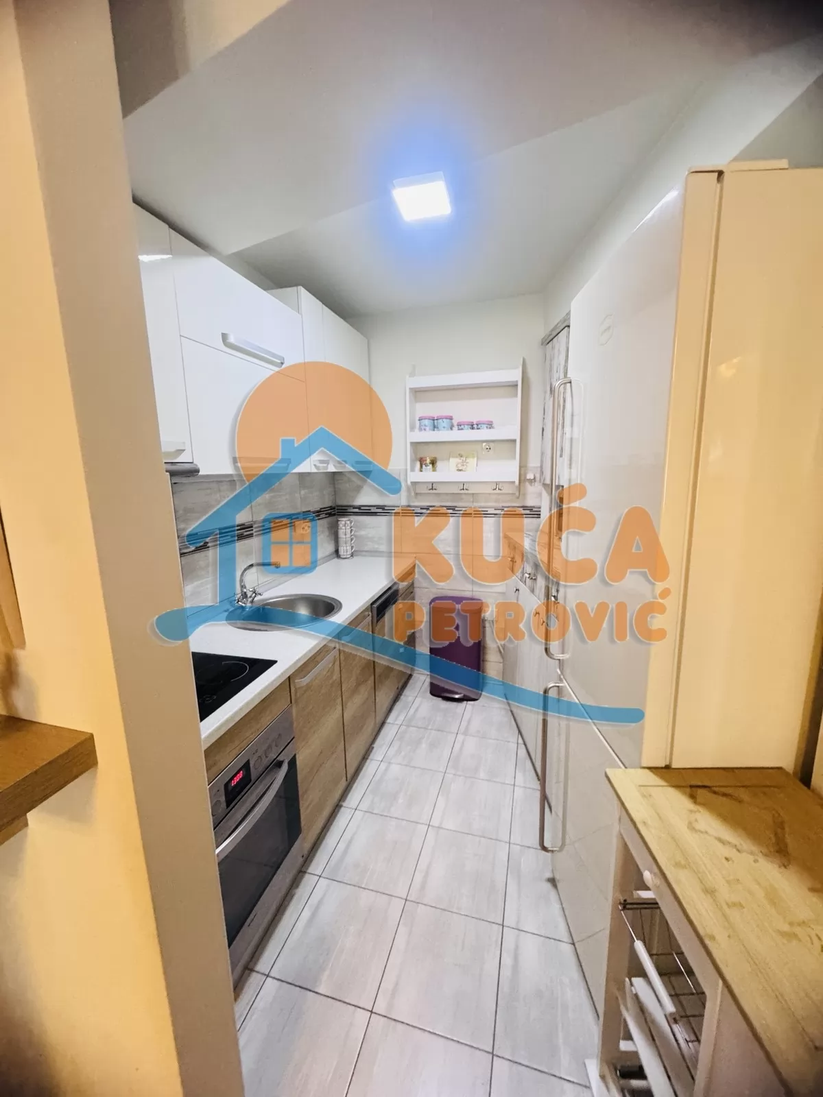 Trosoban stan, 64 m2, Obilićev Venac, Stevana Nemanje ID: i-015765 5