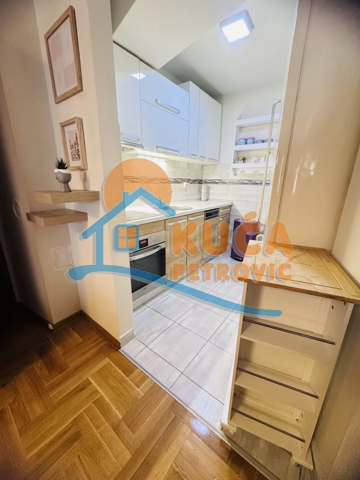 Trosoban stan, 64 m2, Obilićev Venac, Stevana Nemanje ID: i-015765 8