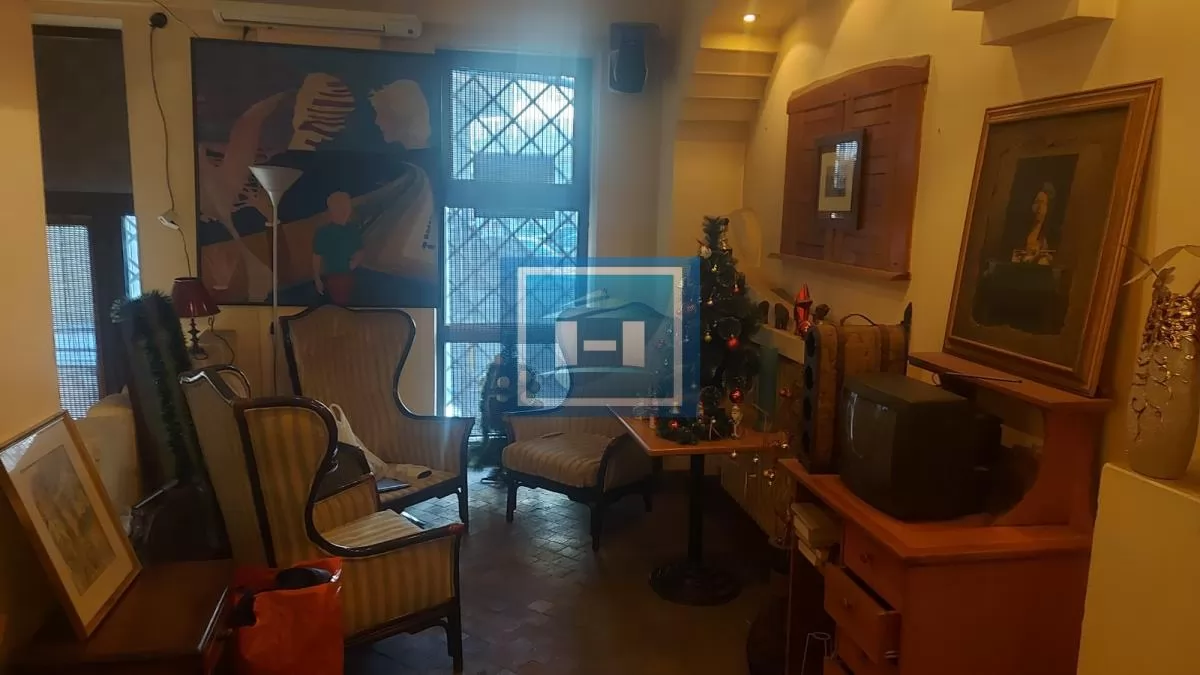 Vračar, Hram – 66m2 + dvorište, top investicija 9