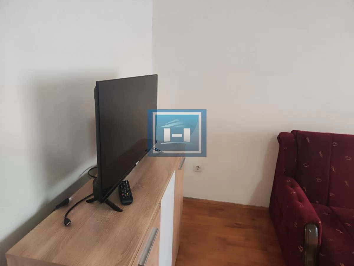 Garsonjera od 30 m2 u centru Jagodine u zgradi sa liftom 11