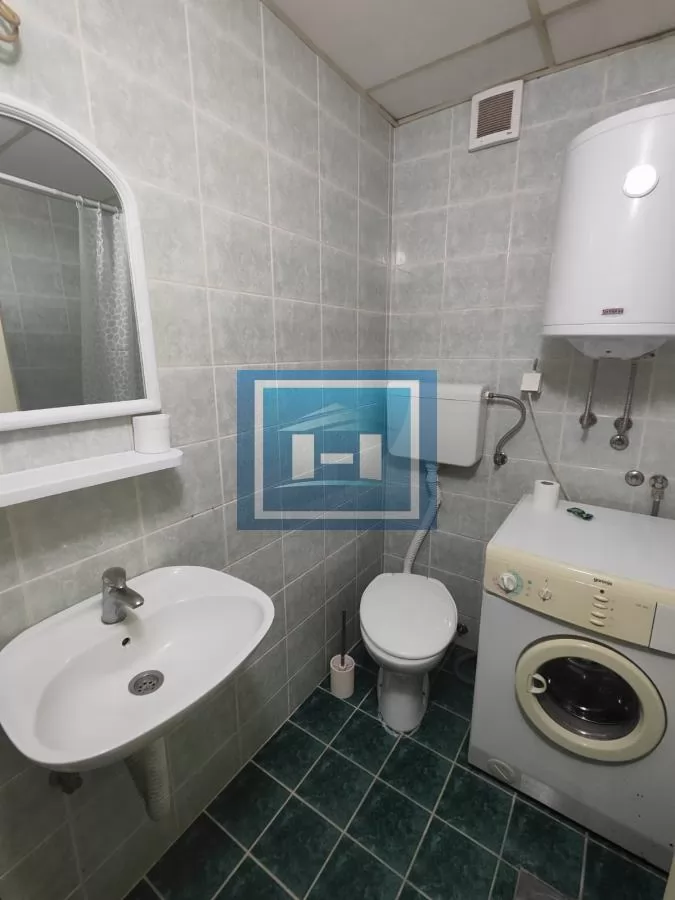 Garsonjera od 30 m2 u centru Jagodine u zgradi sa liftom 13