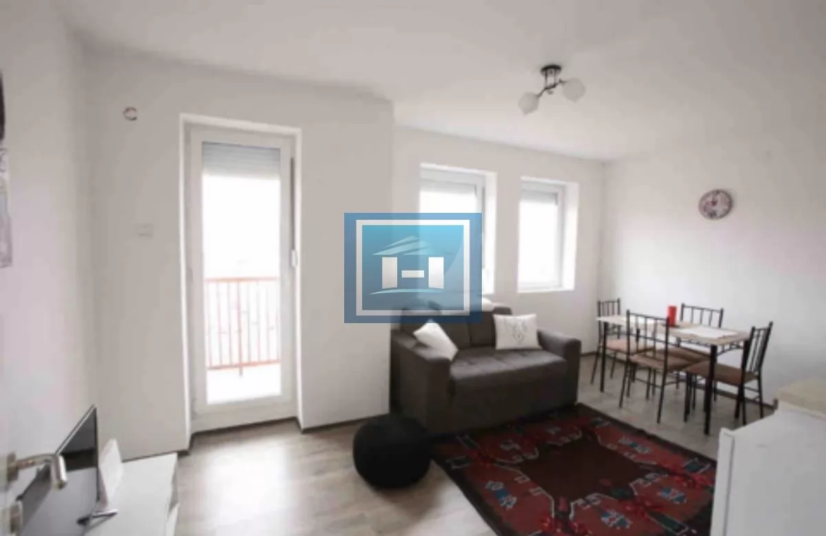 Izdajemo dvosoban namesten stan 4