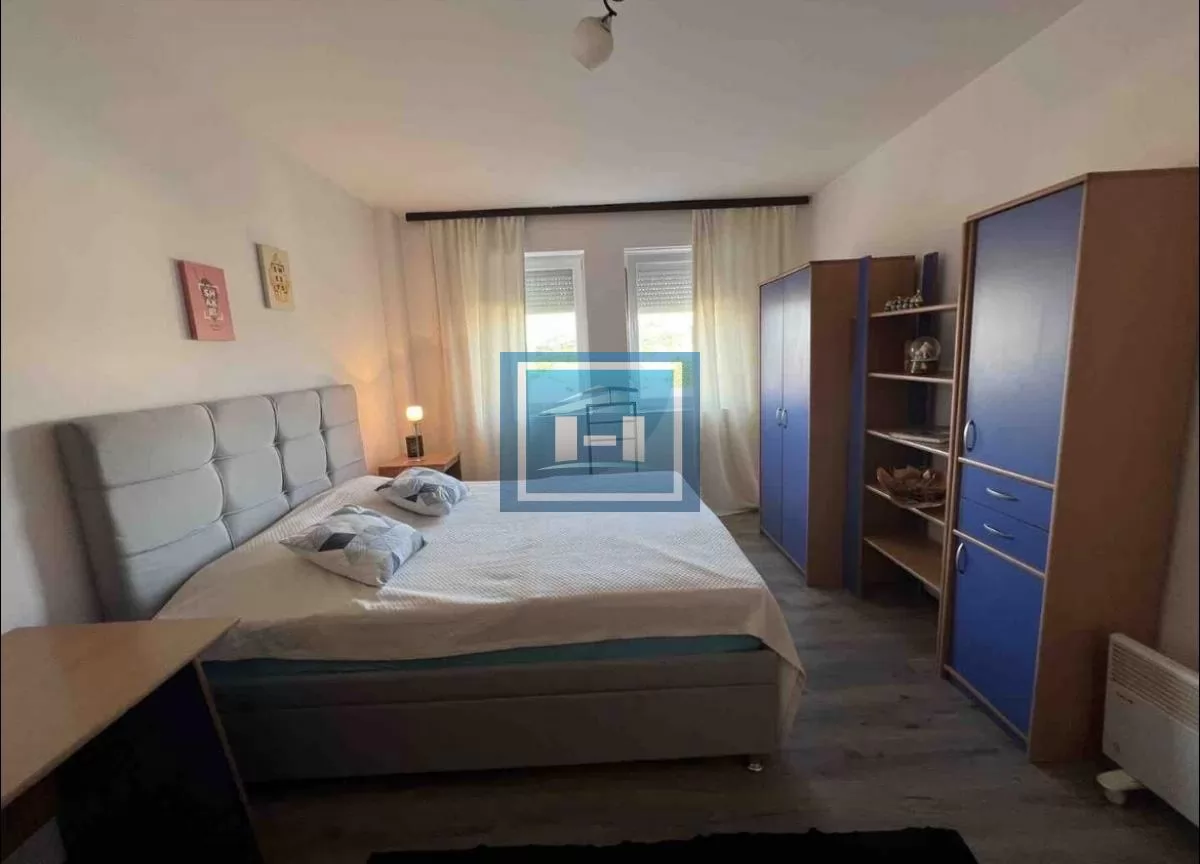 Izdajemo dvosoban namesten stan 7