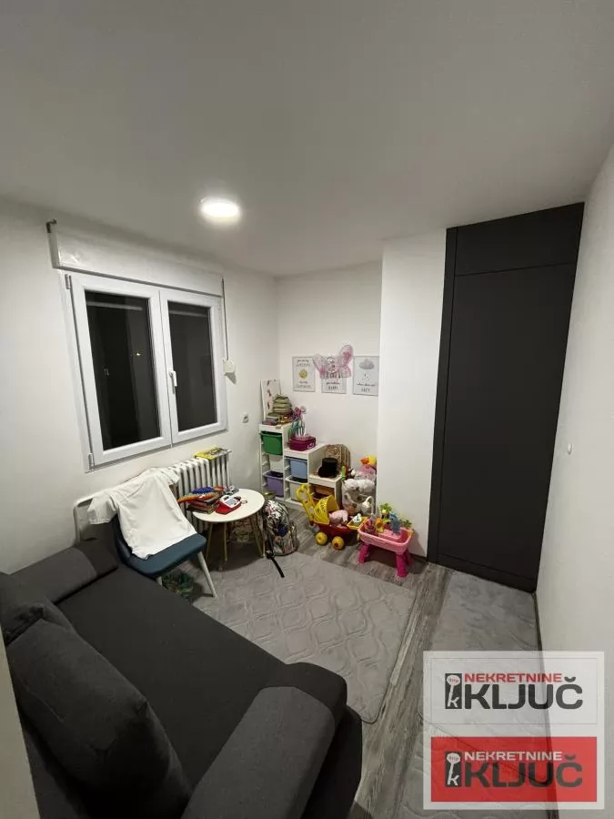 NOVO NASELJE, 59m2+terase, Dvoiposoban, Delimično renoviran 5