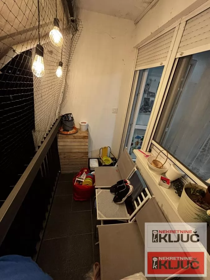 NOVO NASELJE, 59m2+terase, Dvoiposoban, Delimično renoviran 9