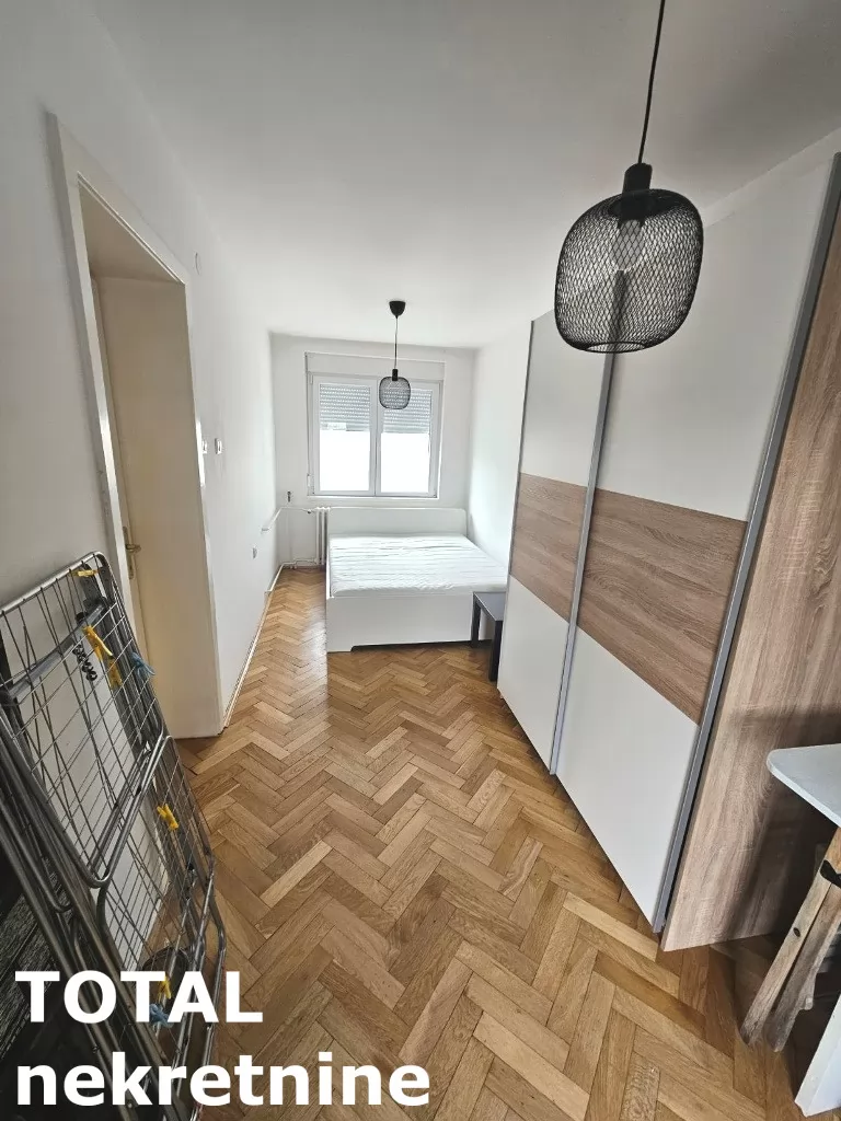 Stan,NOVI SAD,CENTAR,kv: 48.00, € 180000, ID: 1102212 7
