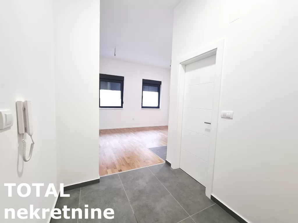 Stan,NOVI SAD,GRBAVICA,kv: 31.00, € 112000, ID: 1102110 5