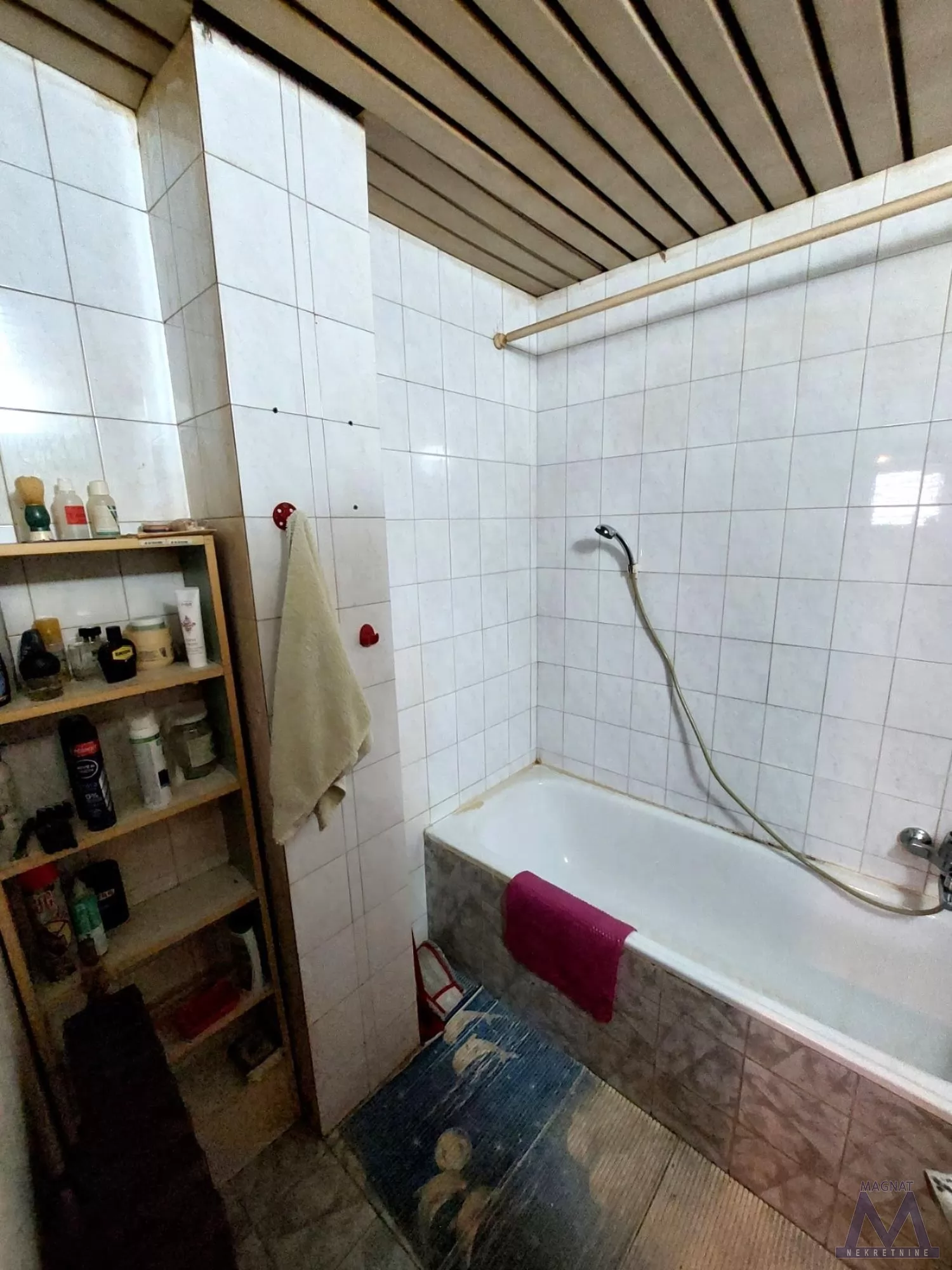 Stan,NOVI SAD,GRBAVICA,kv: 91, € 164800, ID: 1019122 9