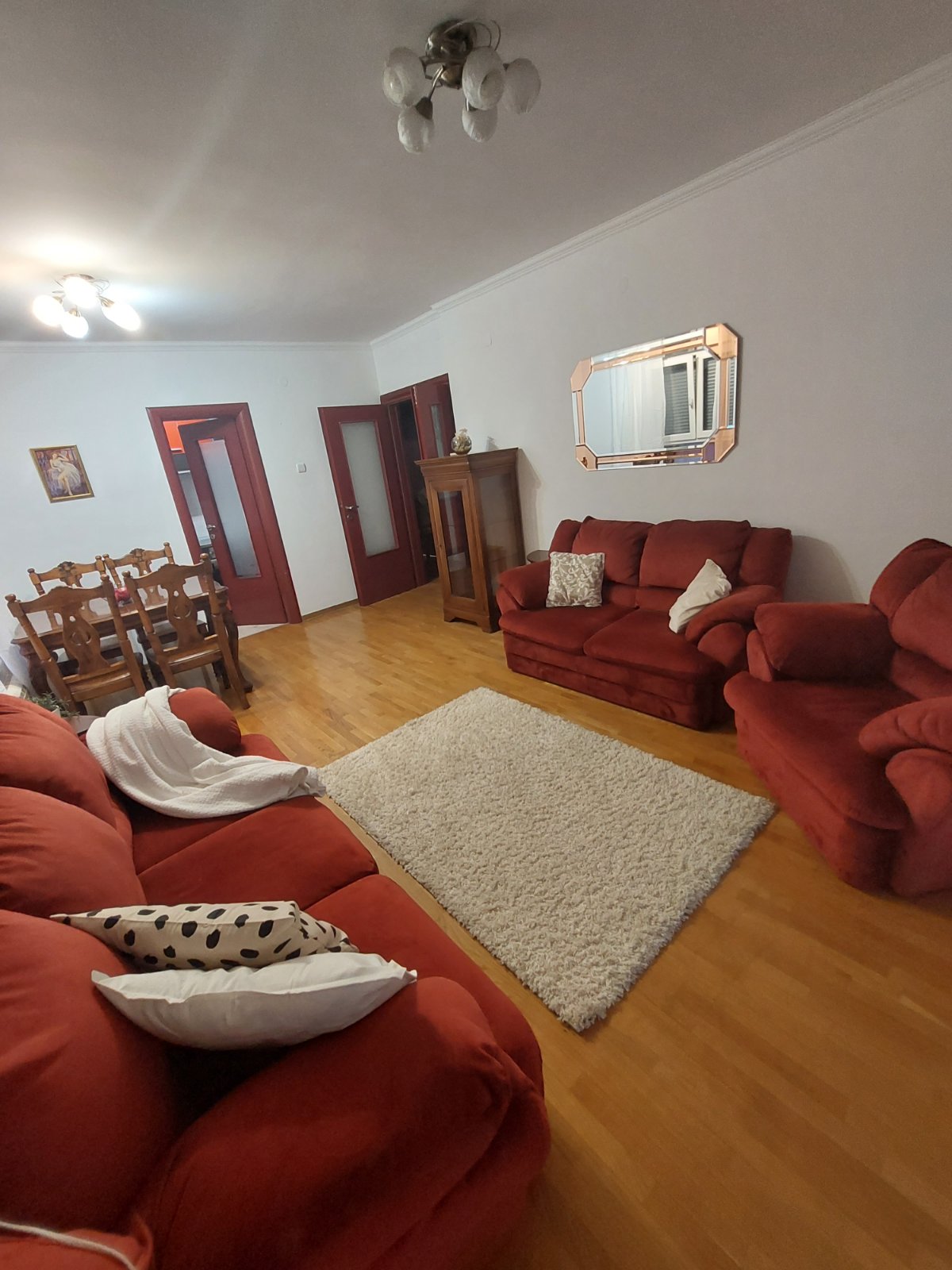 Beograd  Vracar   Juzni Bulevar  svetao  prostran  trosoban stan 1