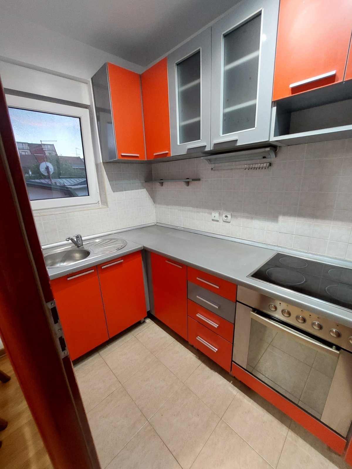 Beograd  Vracar   Juzni Bulevar  svetao  prostran  trosoban stan 3