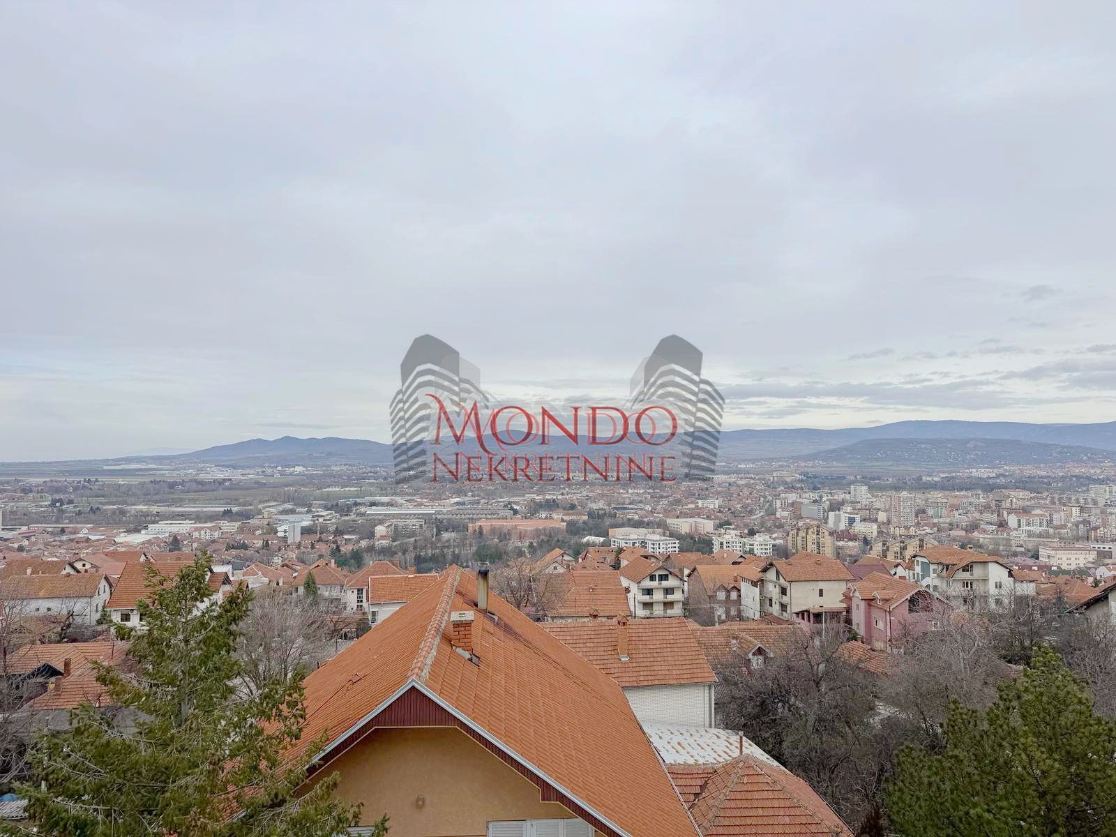 Nov dvoiposoban stan sa parking mestom na Bubnju, novogradnja 15