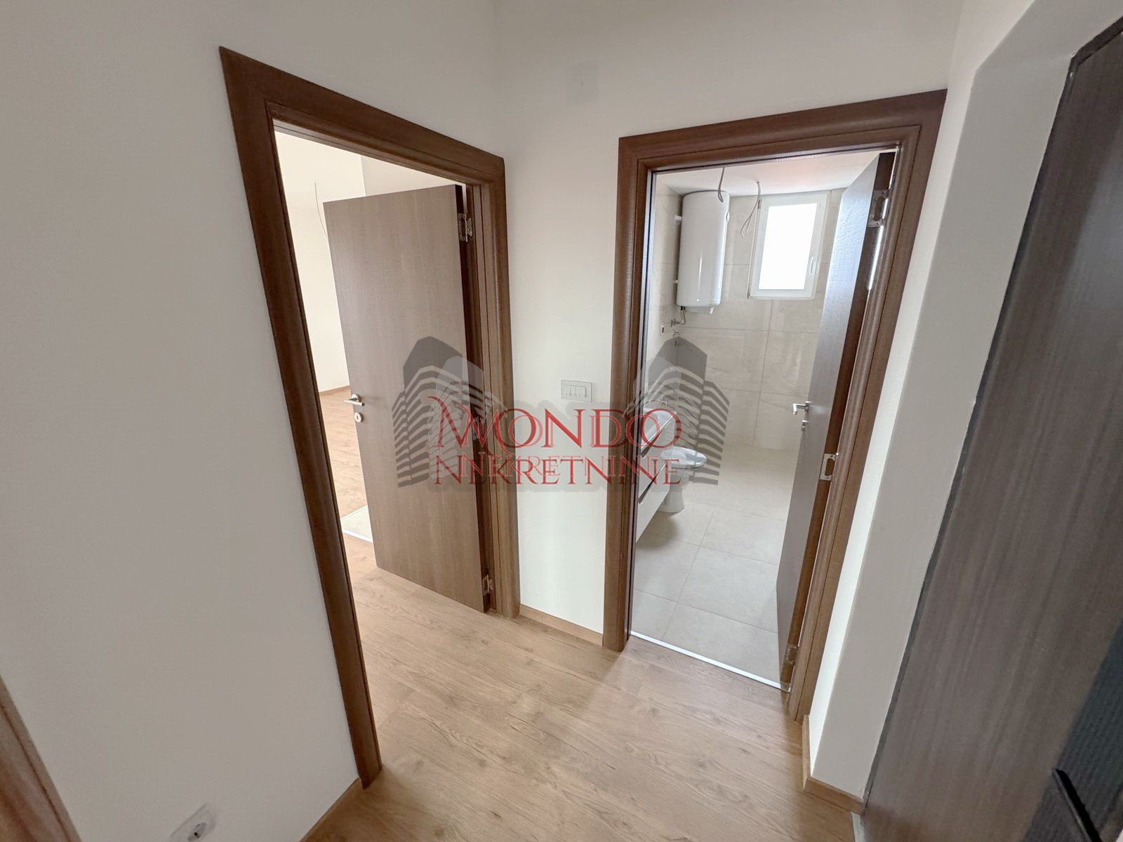 Nov dvoiposoban stan sa parking mestom na Bubnju, novogradnja 12