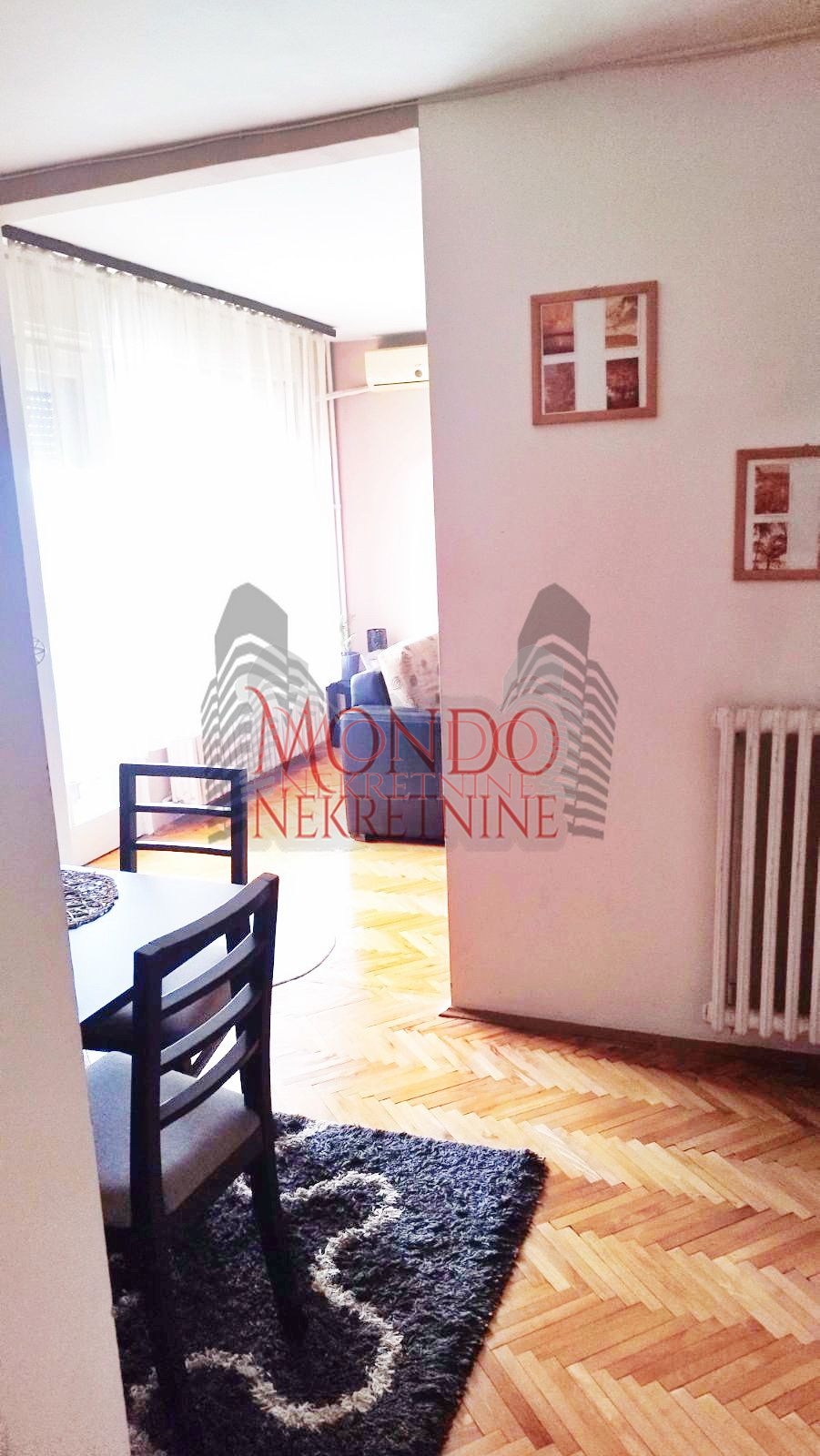 Prodaje se četvorosoban vojni stan na Trošarini 8