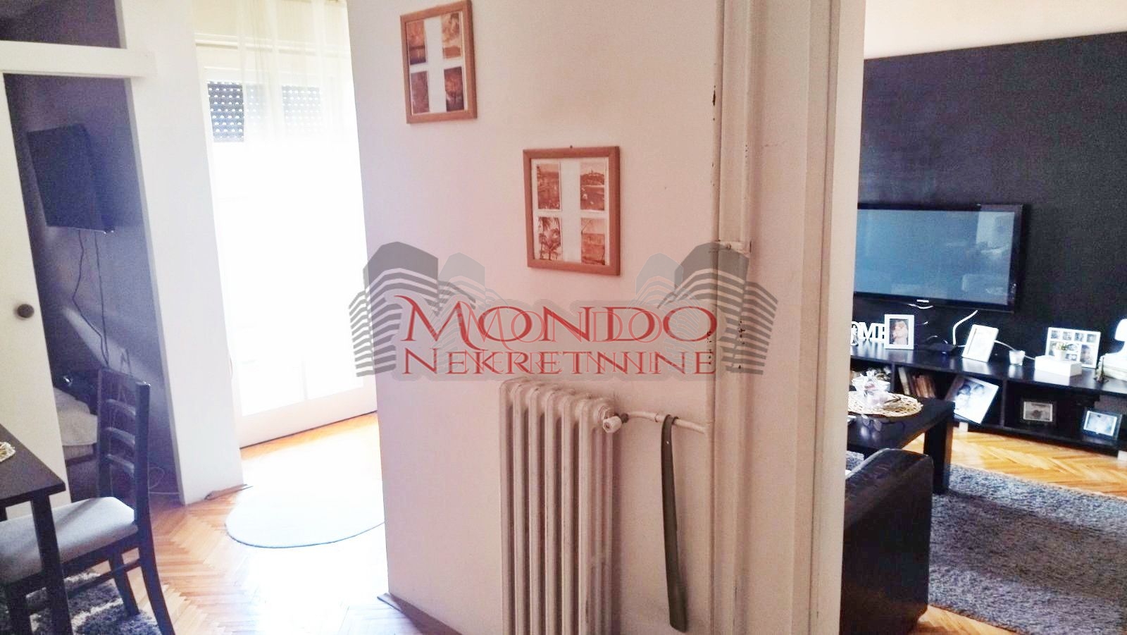 Prodaje se četvorosoban vojni stan na Trošarini 9