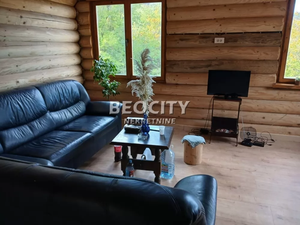 Trosobna kuća, 67 m2, Fruška gora, Mali gaj ID: 128907 1