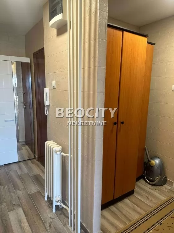 Dvosoban stan, 64 m2, Liman 4, Bulevar cara Lazara ID: 129021 3