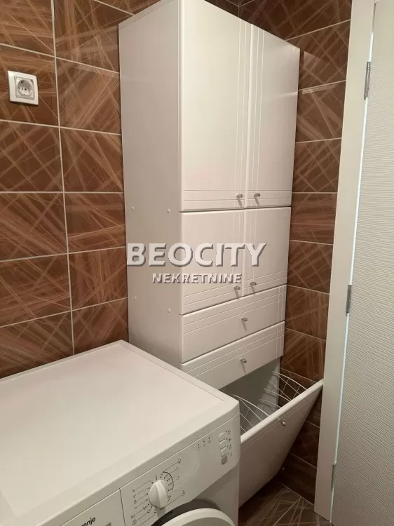 Dvosoban stan, 64 m2, Liman 4, Bulevar cara Lazara ID: 129021 8