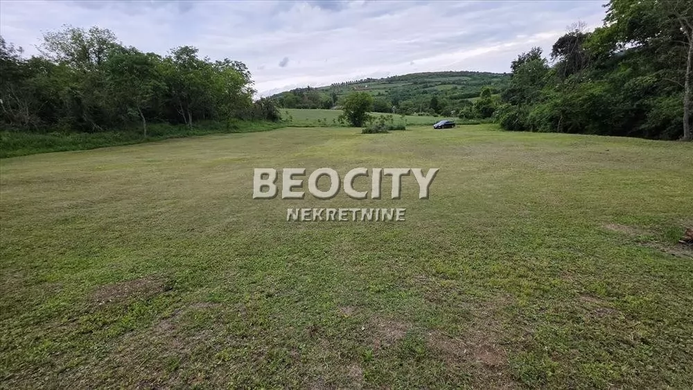 Plac, Novi Sad, Ledinci ID: 128941 3