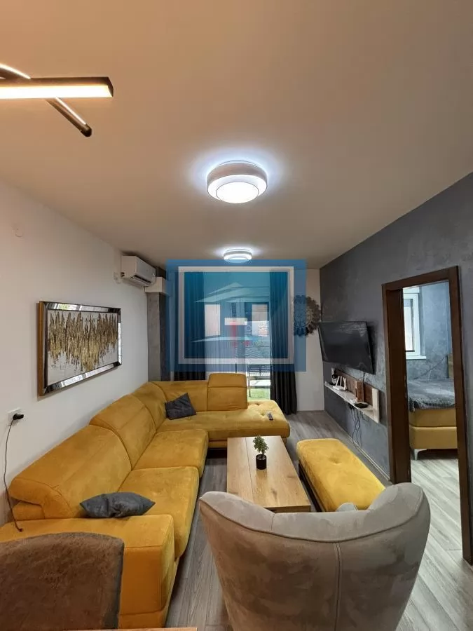 San na top lokaciji i poziciji!! 1