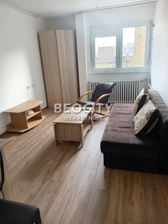 Trosoban stan, 51 m2, Grbavica, Alekse Šantića ID: 128085 1