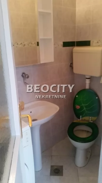 Dvosoban stan, 45 m2, Centar, Cara Lazara ID: 14007 7