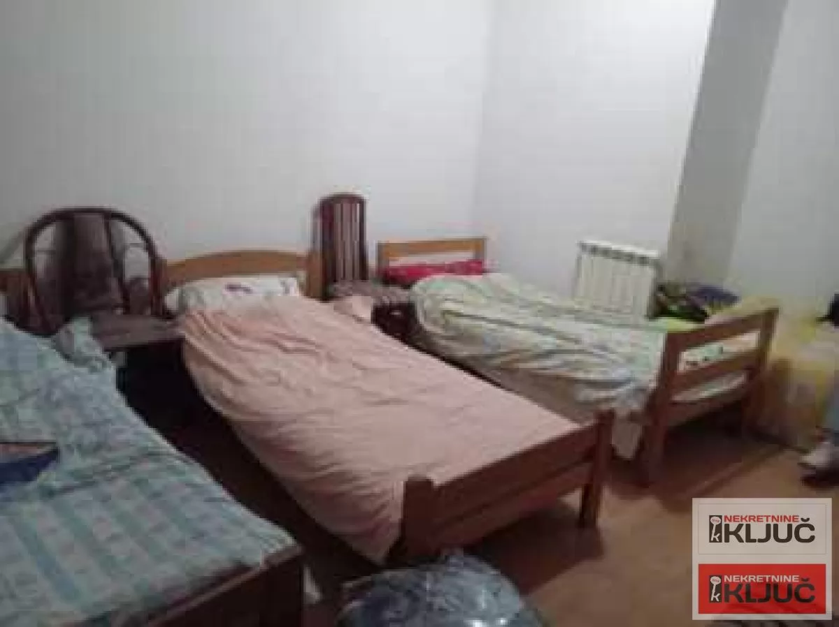 Sajlovo,dvo,tro,četvororo i petokrevetne sobe u kući 2