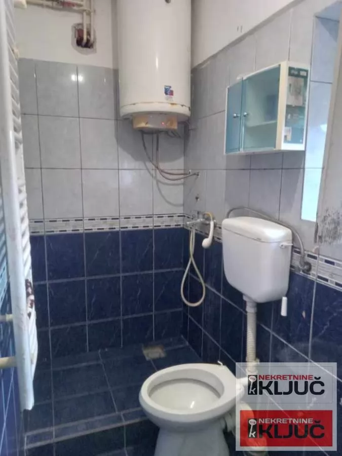 Sajlovo,dvo,tro,četvororo i petokrevetne sobe u kući 3