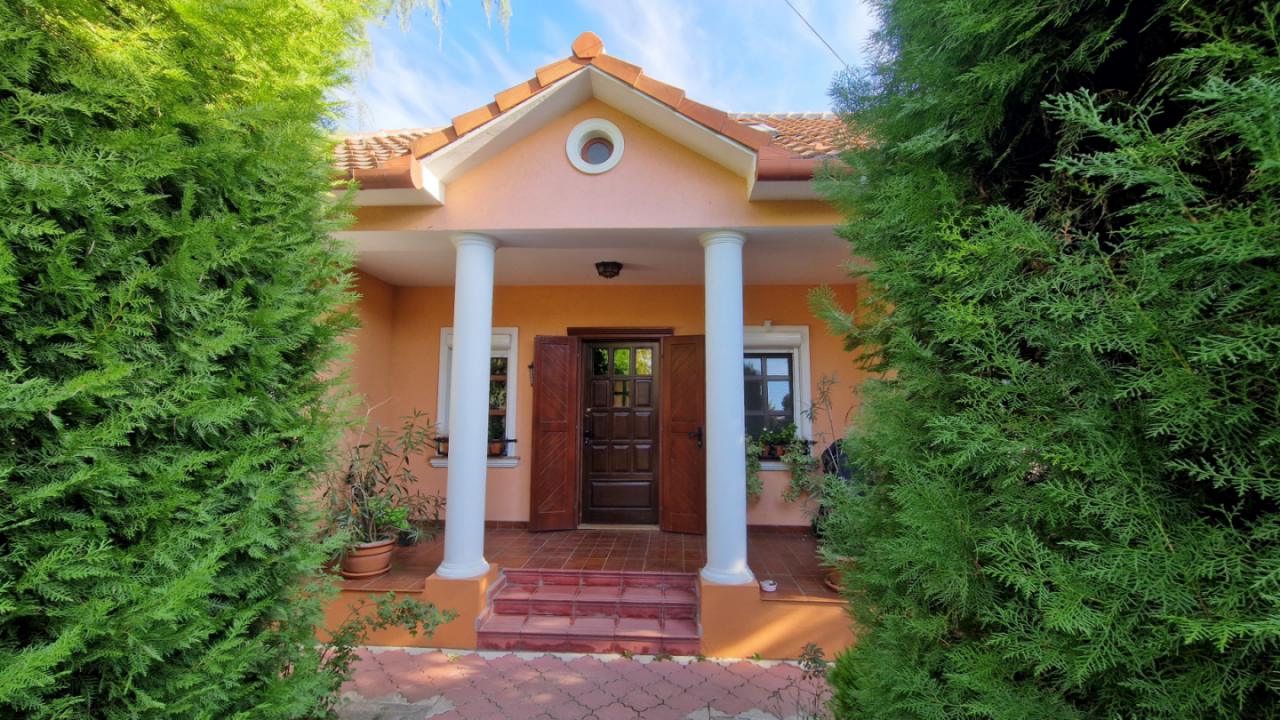 Kuca na prodaju u Zrenjaninu 1