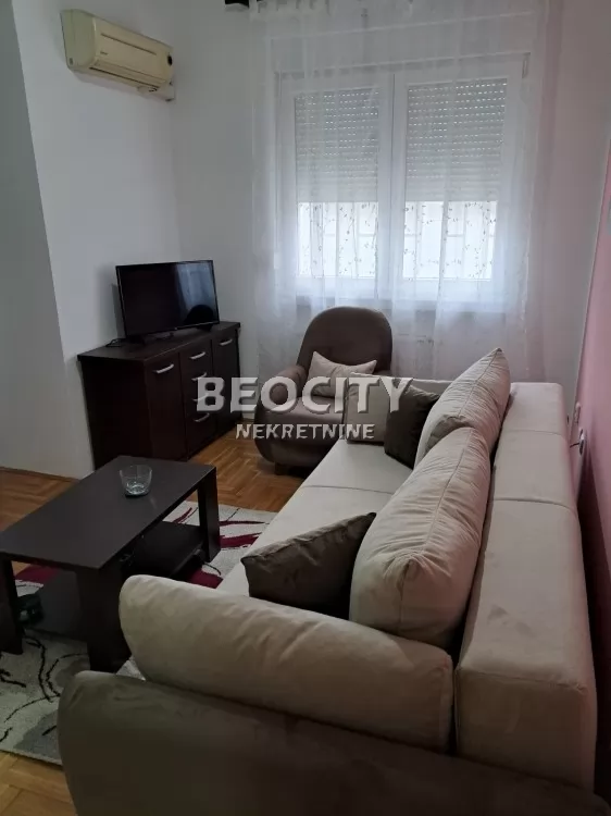 Dvosoban stan, 50 m2, Sajmište, Ćirpanova ID: 128596 2