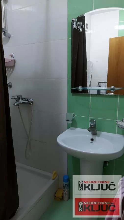 GRBAVICI IZDAJE SE NAMEŠTENA GARSONJERA 15