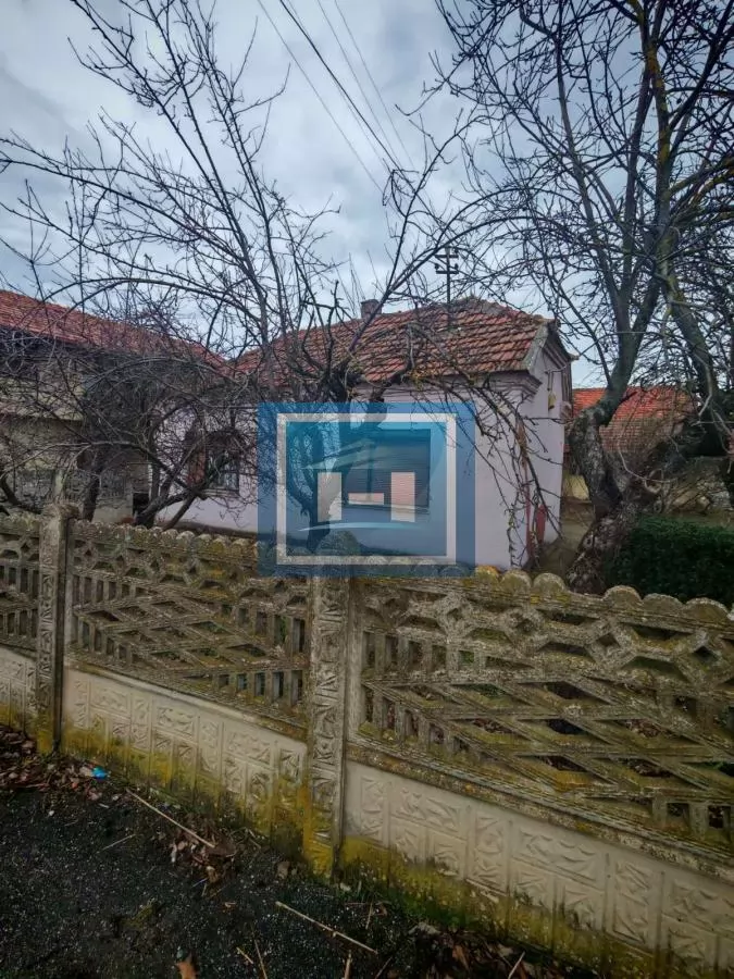 Starija kuća do glavnog puta 3