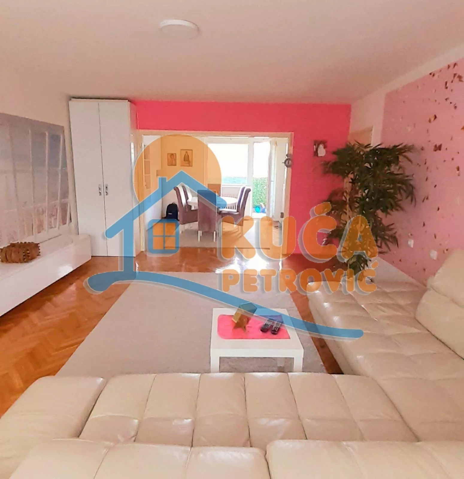 četvorosoban stan, 110 m2, Medijana, Trg Pavla Stojkovića ID: i-015837 2