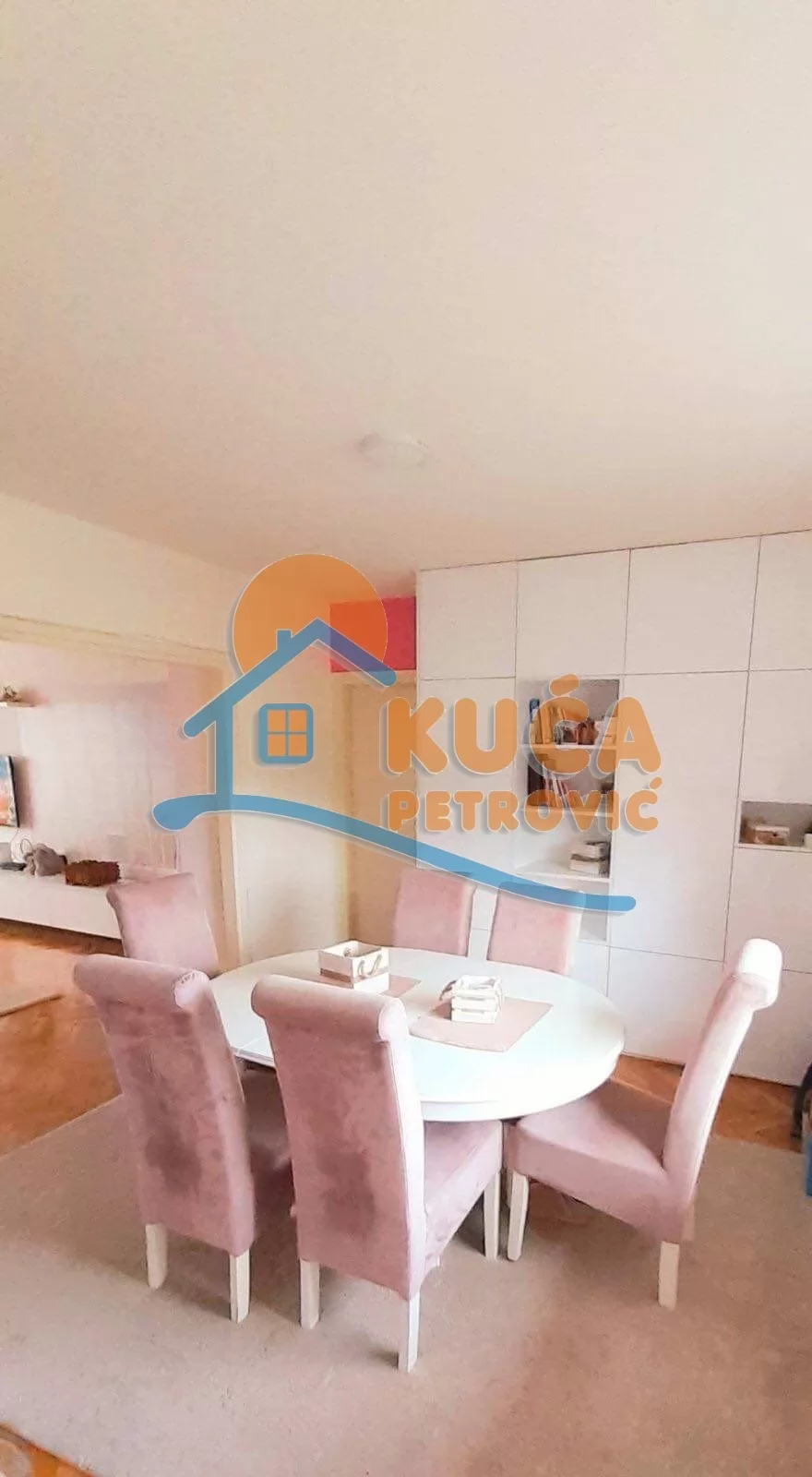 četvorosoban stan, 110 m2, Medijana, Trg Pavla Stojkovića ID: i-015837 7