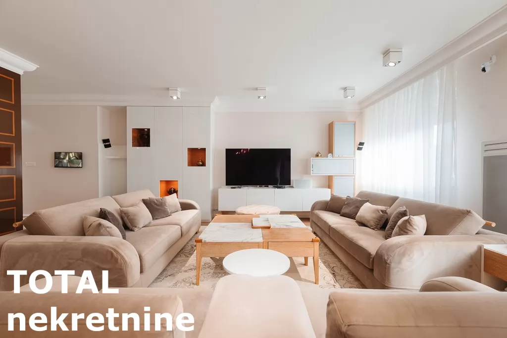 Stan,NOVI SAD,BULEVAR,kv: 213.00, € 617700, ID: 1102228 1