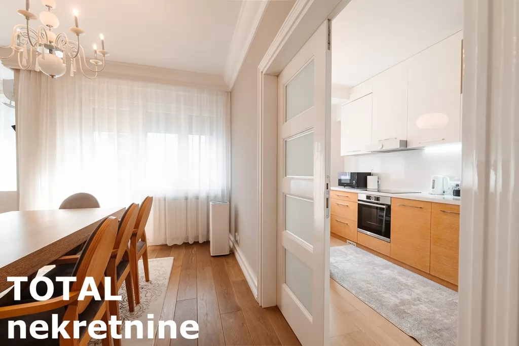 Stan,NOVI SAD,BULEVAR,kv: 213.00, € 617700, ID: 1102228 13