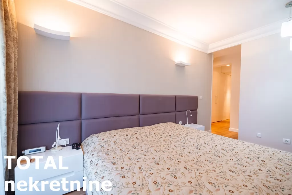 Stan,NOVI SAD,BULEVAR,kv: 213.00, € 617700, ID: 1102228 20