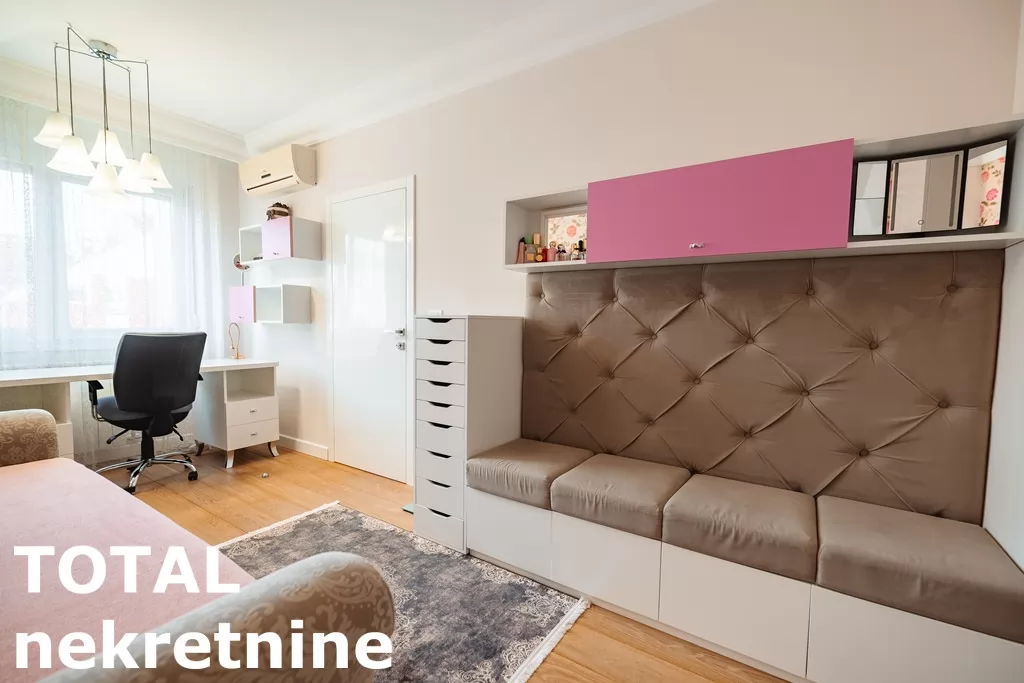 Stan,NOVI SAD,BULEVAR,kv: 213.00, € 617700, ID: 1102228 26