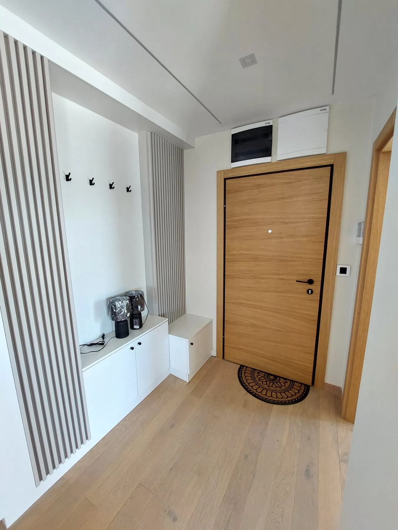 Stan,SREMSKA KAMENICA,CENTAR,kv: 112, € 1200, ID: 9101911 11