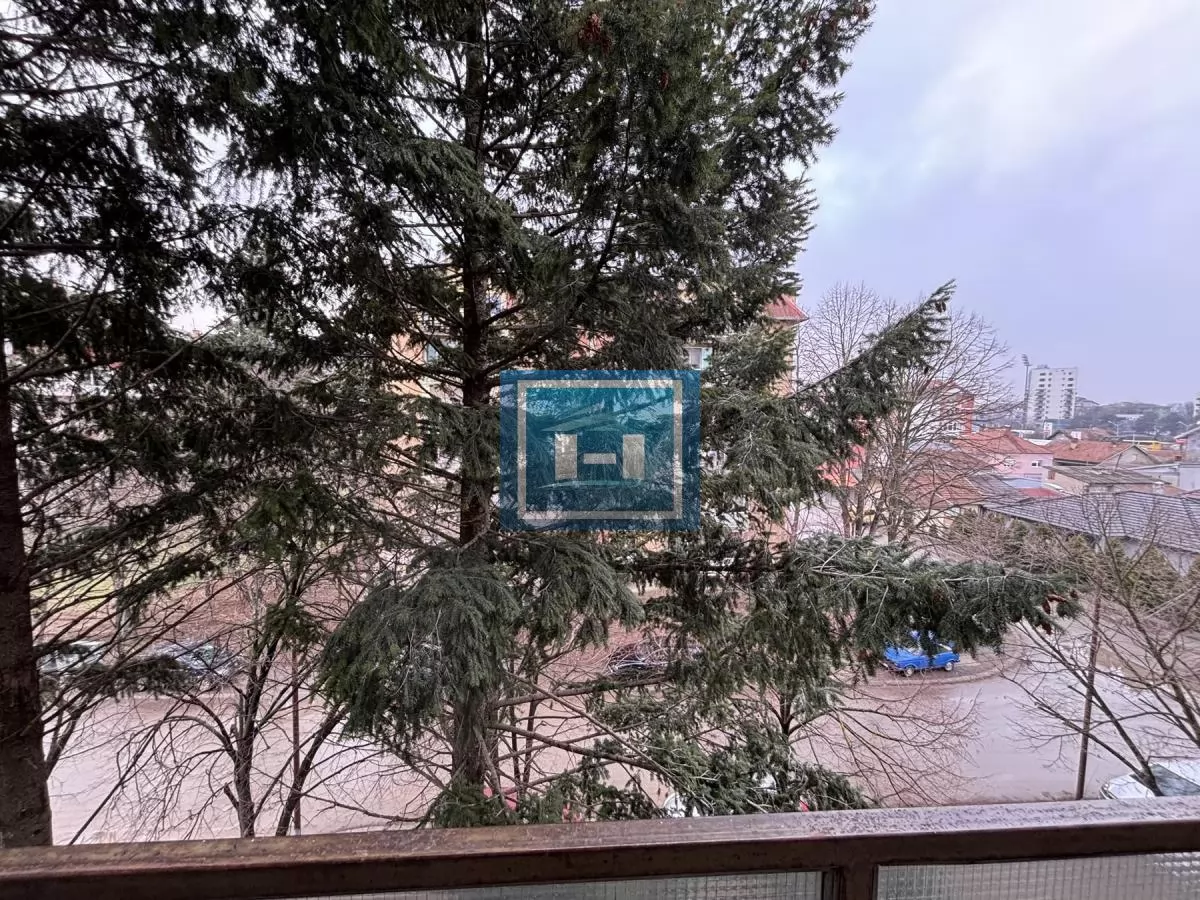 Dvosoban stan sa garažom 12